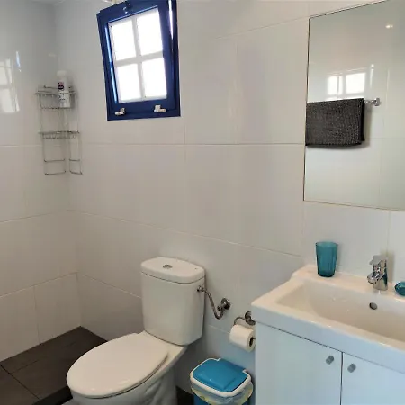 公寓 Modern Poolside Apartment, Peaceful Atalaya Complex Central Puerto Del Carmen 蒂亚斯